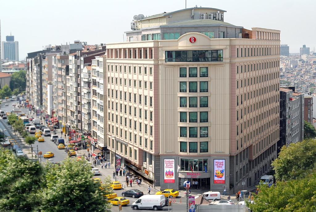Ramada Plaza