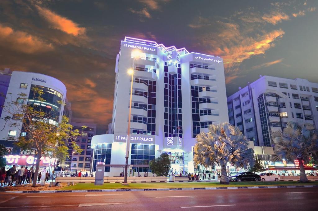 لِ پارادایس پالاس