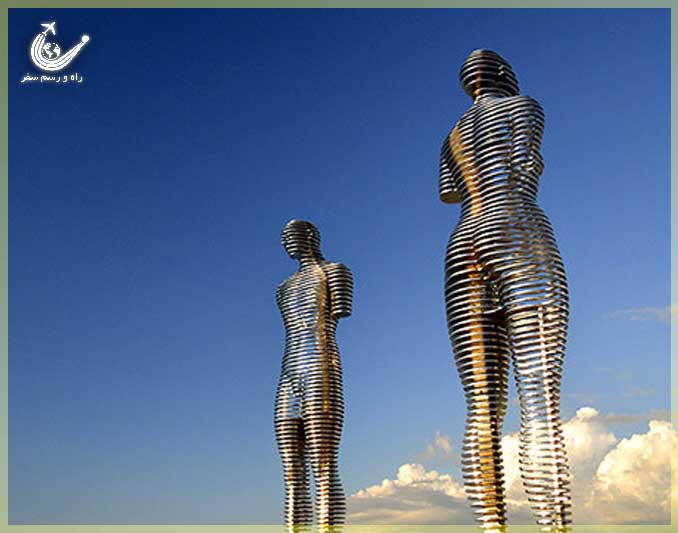مجسمه علی و نینو باتومی