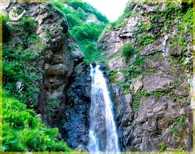 آبشار ماخونتستی باتومی