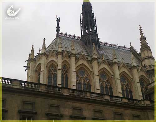 کلیسای سنت چاپل پاریس